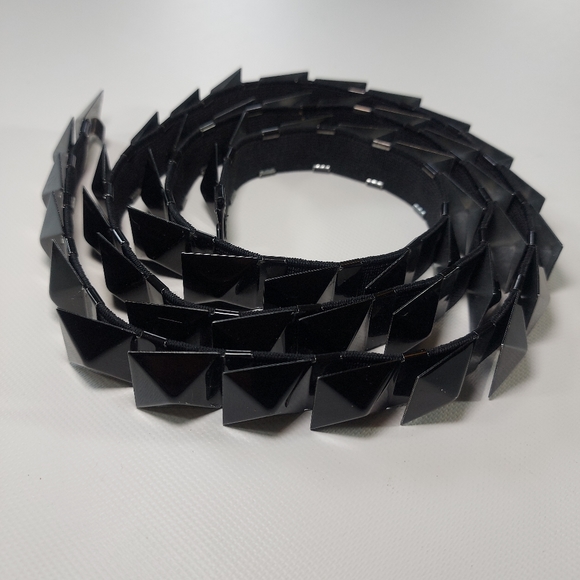 Black stepped metal squares elastic stretchy belt - Picture 1 of 7